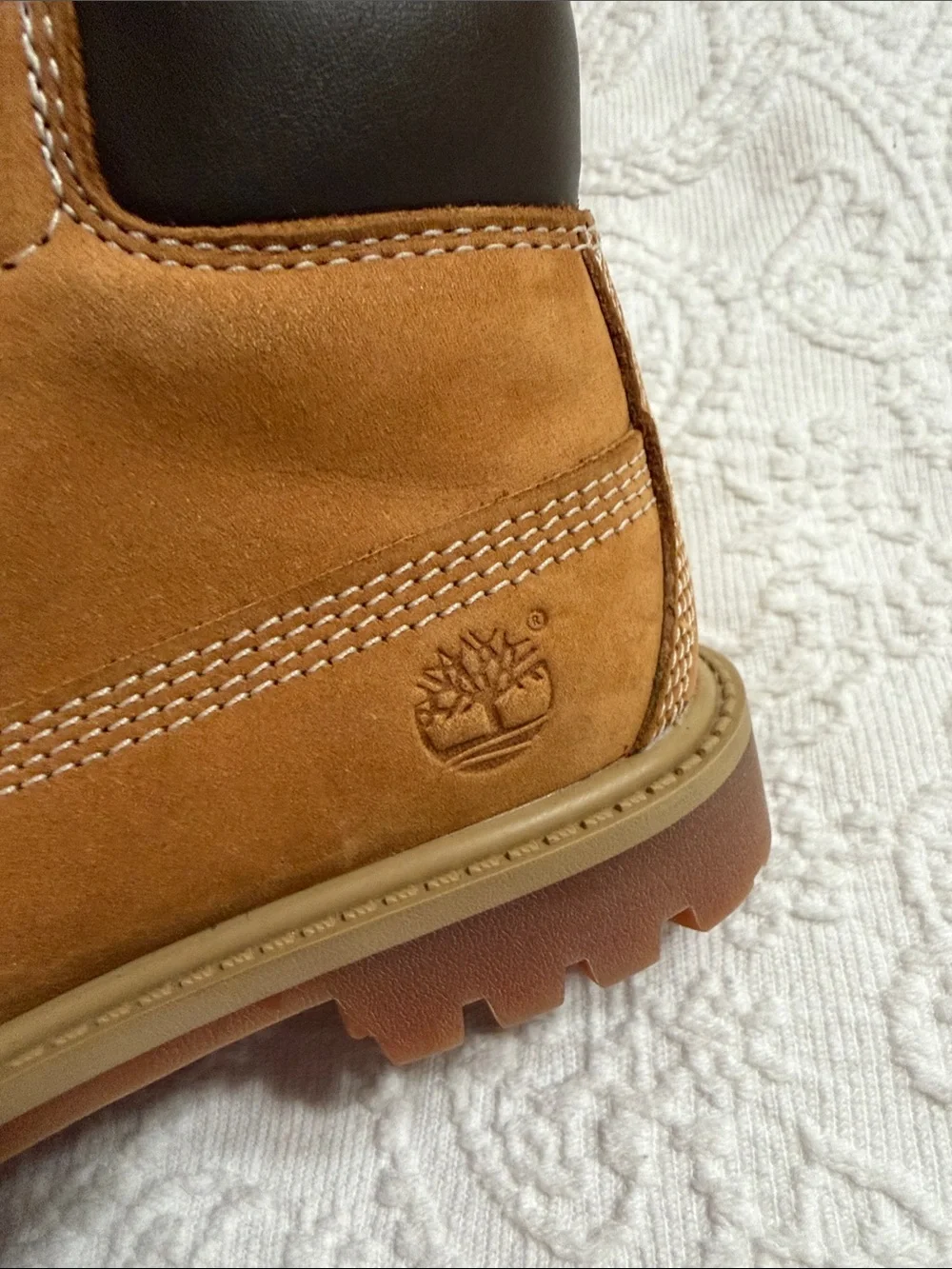 Timberland Boots Kids Size 10 (Toddler) Rust-Brown Lug Sole Lace Up Boot